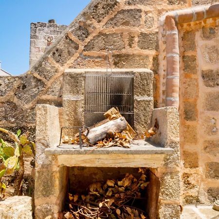 Palazzo Le Zicaredde Bed & Breakfast Salve Bagian luar foto