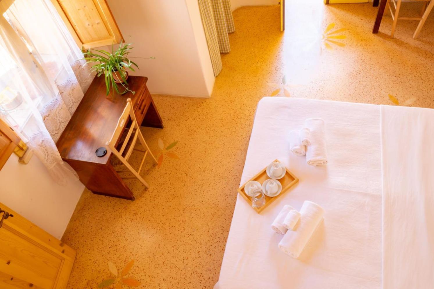 Palazzo Le Zicaredde Bed & Breakfast Salve Bagian luar foto